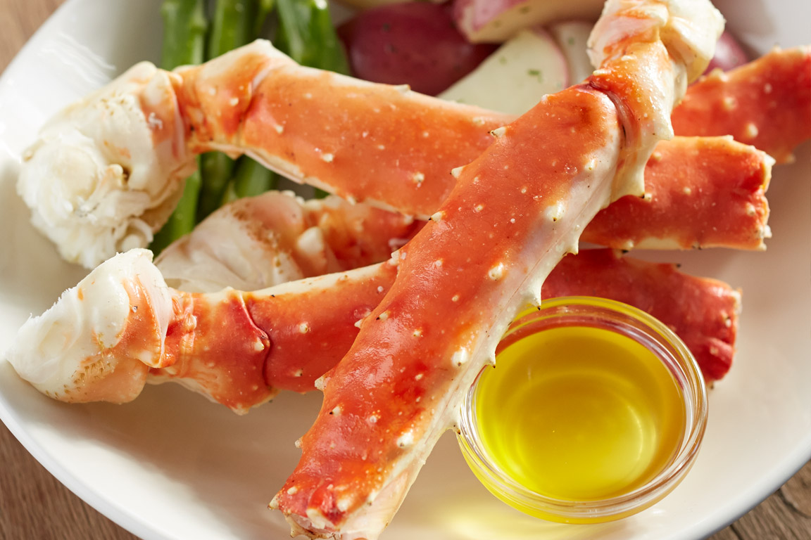 Alaskan king Crab Legs at bonefish grill via dallasfoodnerd.com