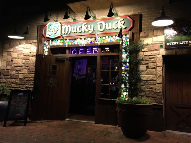 Mucky Duck Bar in Addison Circle